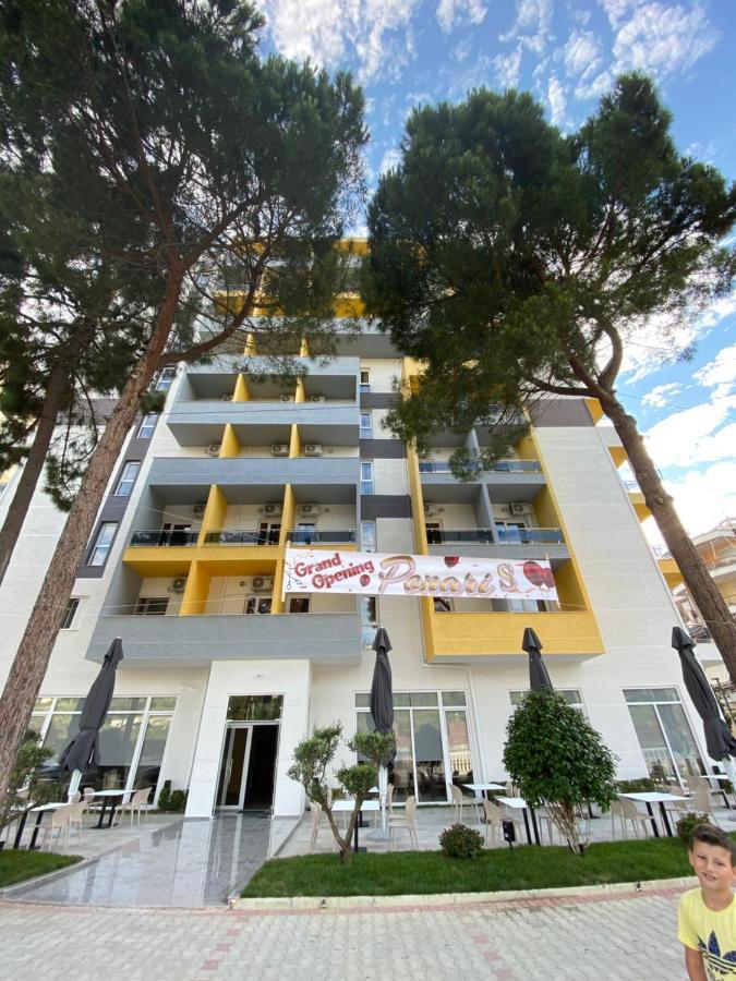 Ponari S Hotel Kryemëdhej 외부 사진