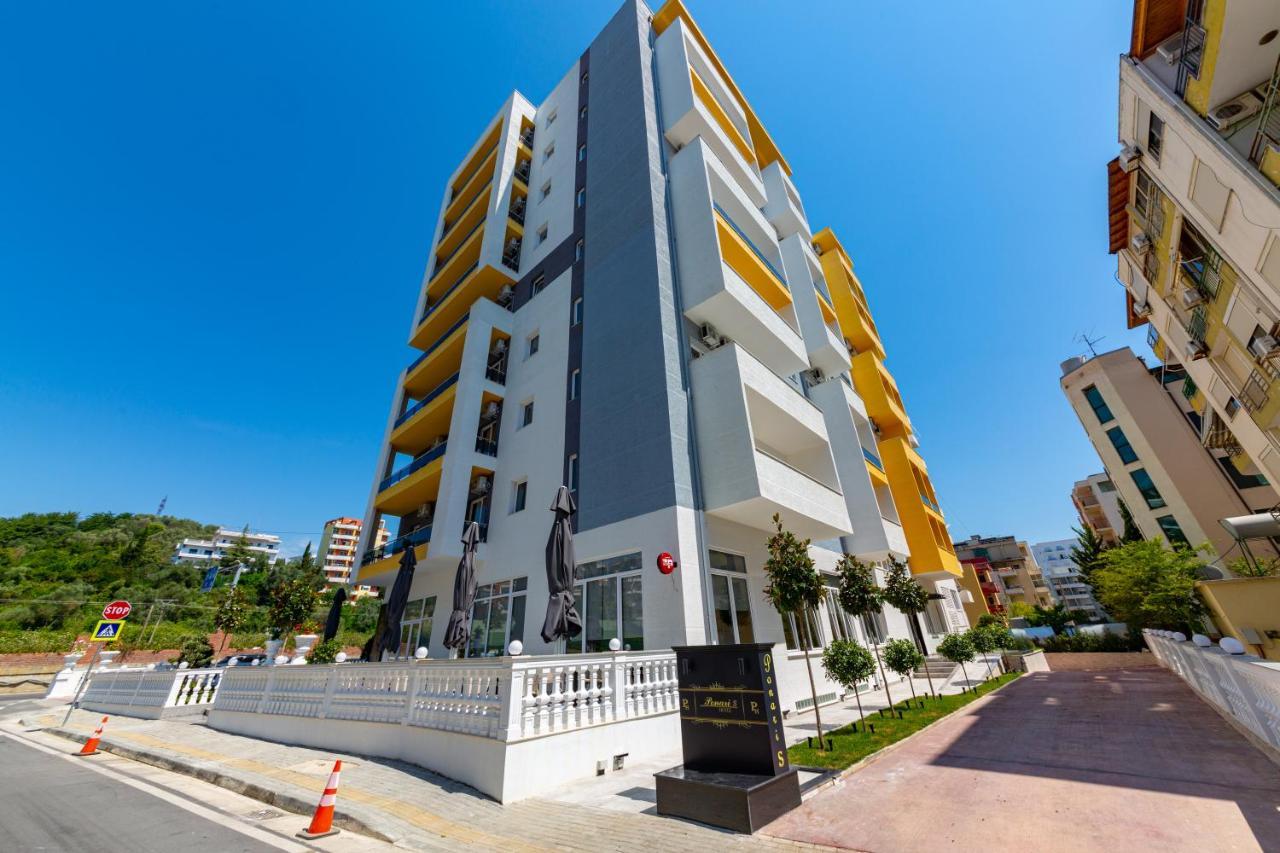 Ponari S Hotel Kryemëdhej 외부 사진