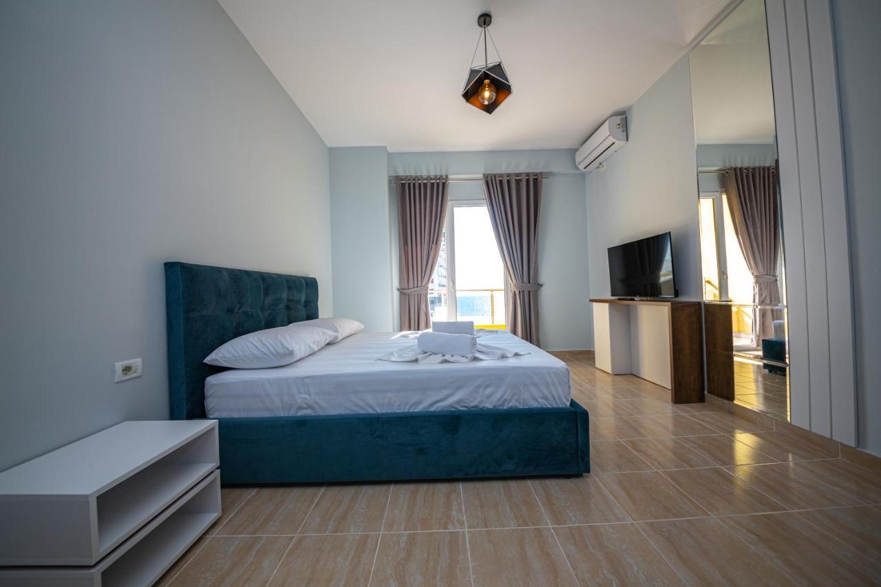 Ponari S Hotel Kryemëdhej 외부 사진