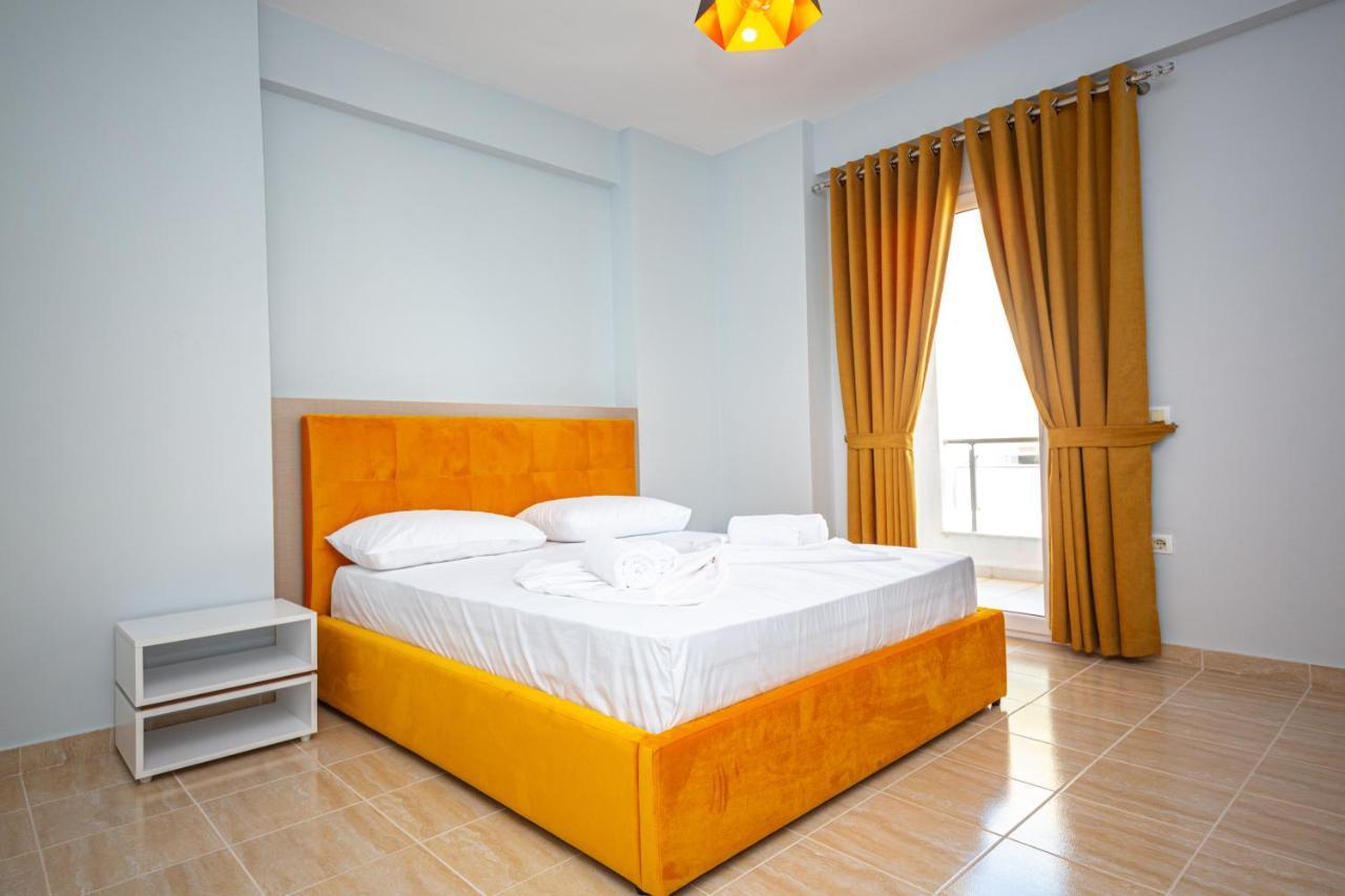 Ponari S Hotel Kryemëdhej 외부 사진